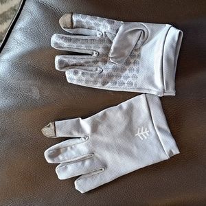 Coolibar UPF 50+ kids gloves